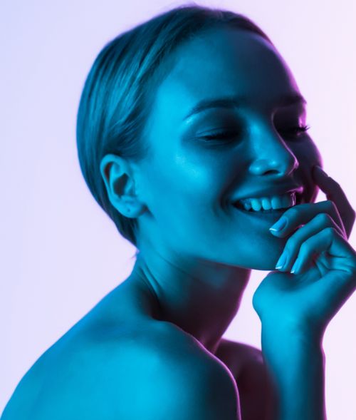 sustainable-beauty-trends-minimal-makeup
